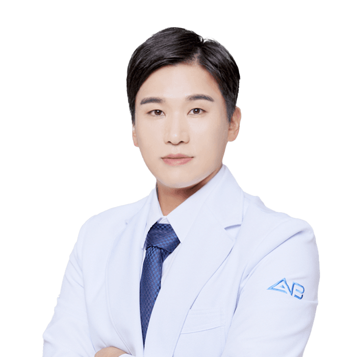 Viện trưởng Cho Dong Pil