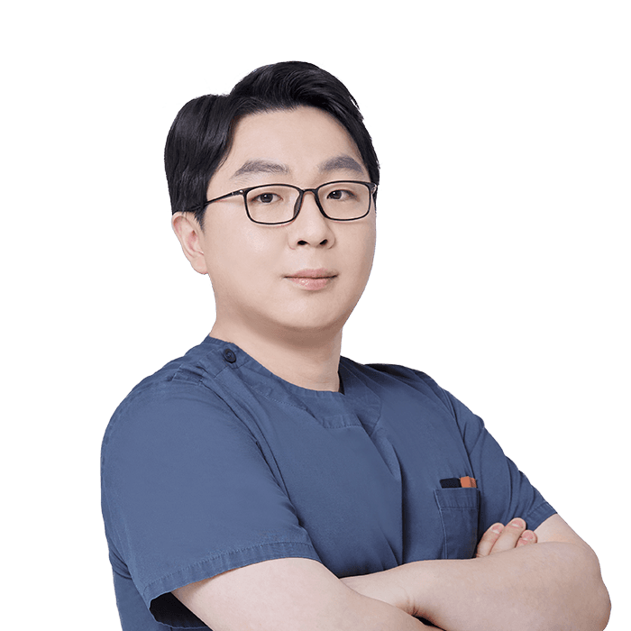 Viện trưởng Kim Tae Woong
