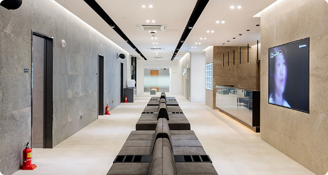 Sảnh (tiếp tân, thủ tục) của bệnh viện thẩm viện AB